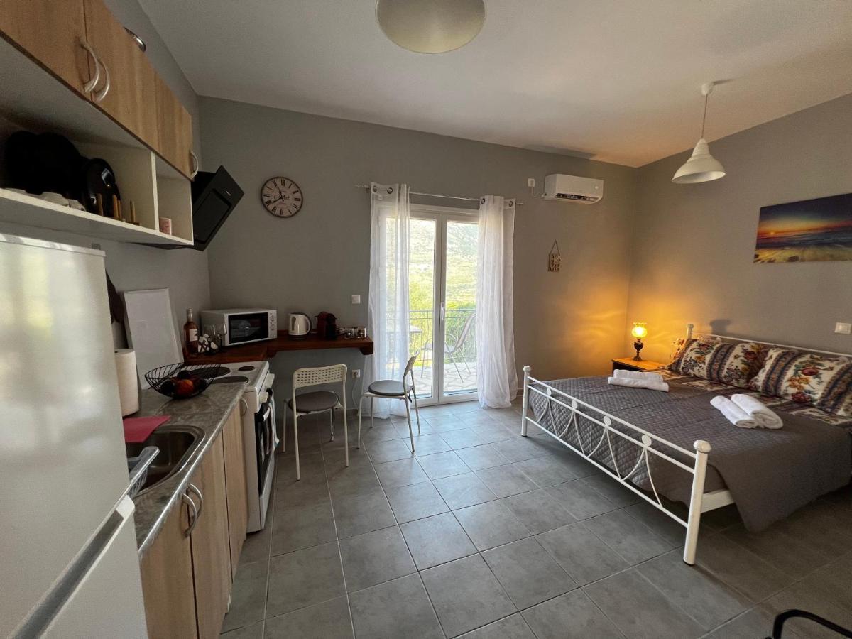Aggelikis Studio Apartment Zola Bagian luar foto